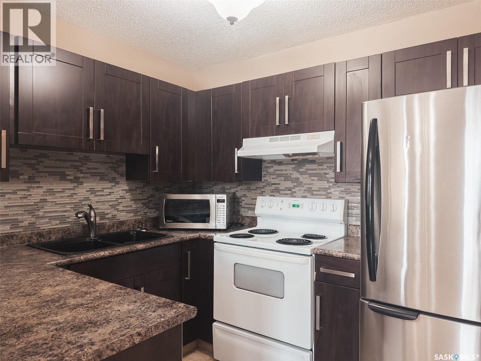 Additional image 3 of 201-427 Tait Crescent, Saskatoon, SK, S7H5L2