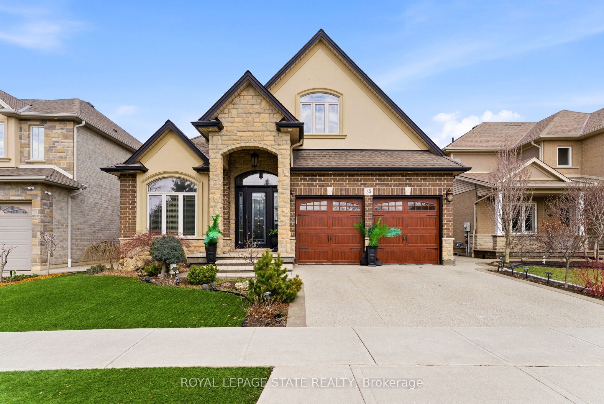 85 Hillcroft Drive, Hamilton, ON, L9J 3W9