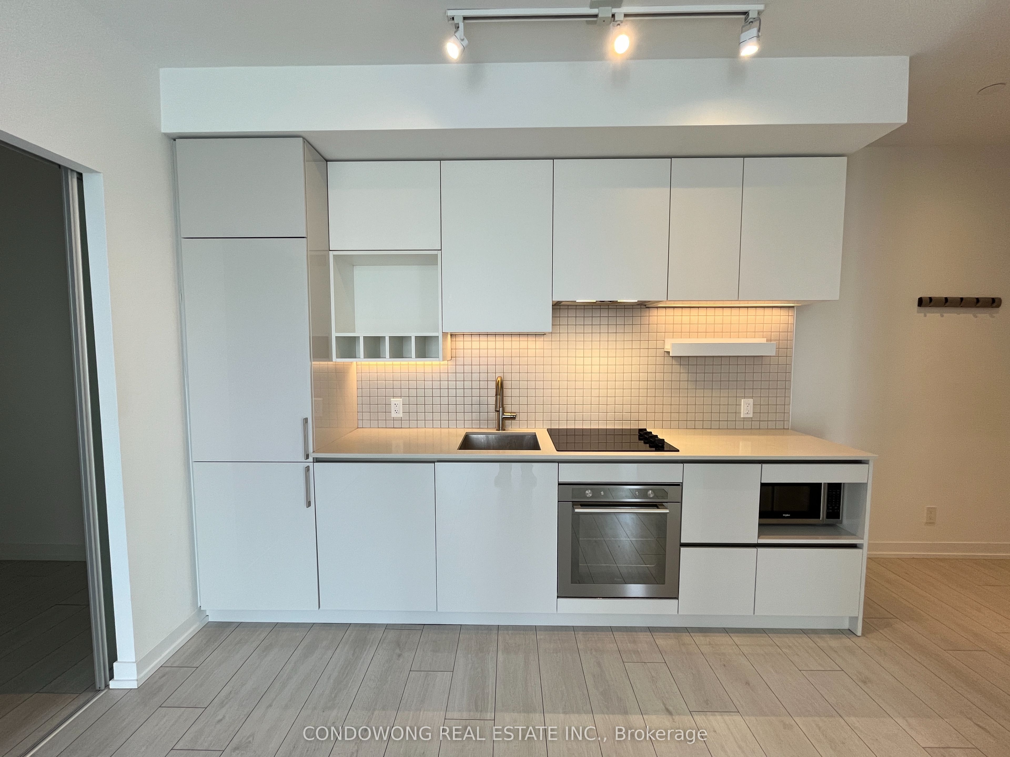 2312-898 Portage Parkway, Vaughan, ON, L4K 0J6