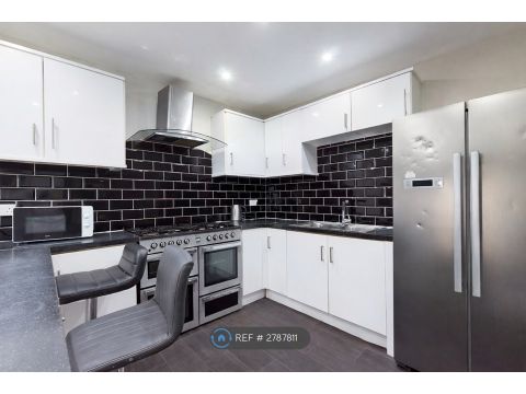 King Edward's Road, Swansea SA1