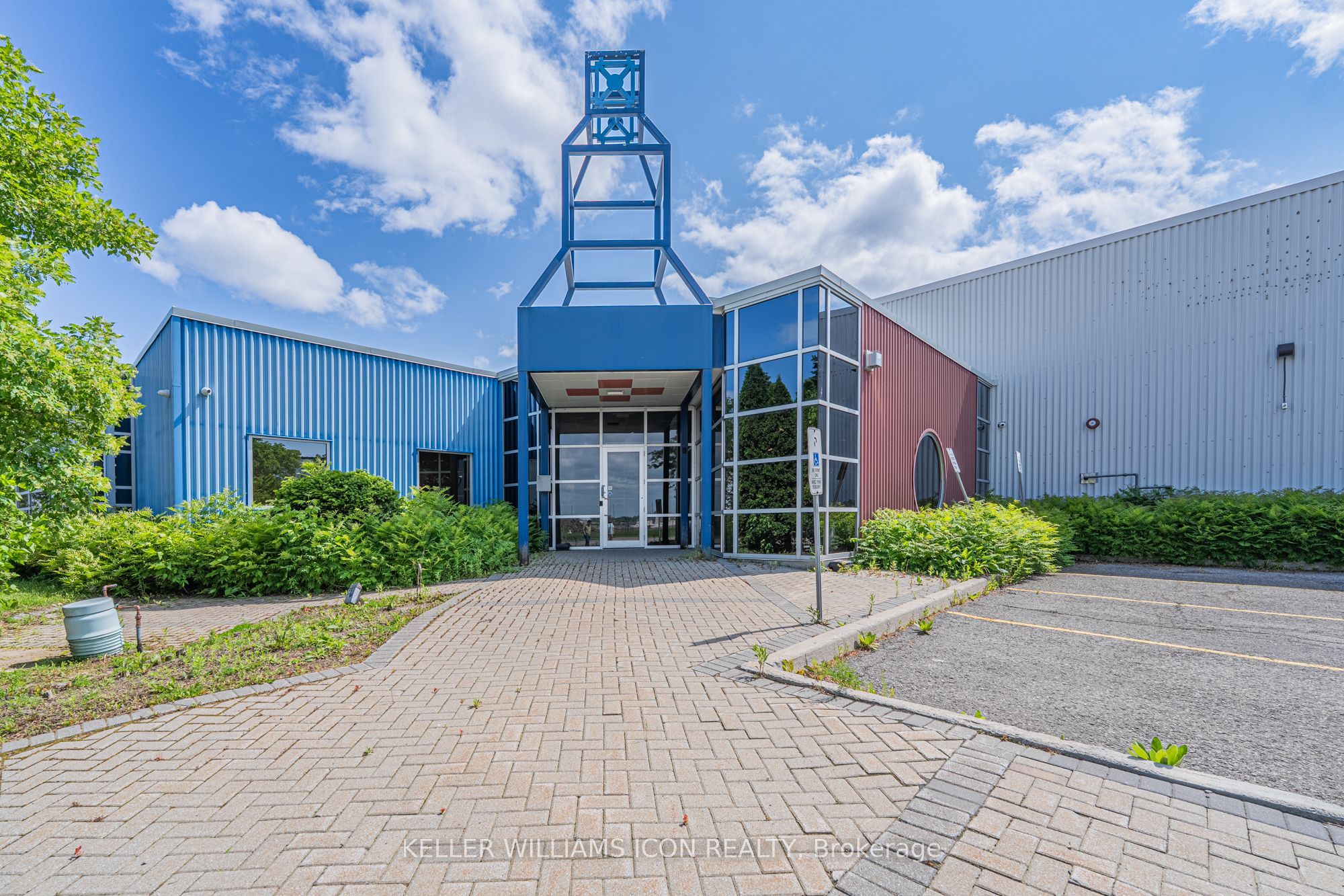 A-90 Bill Leathem Drive, Ottawa, ON, K2J 0R3