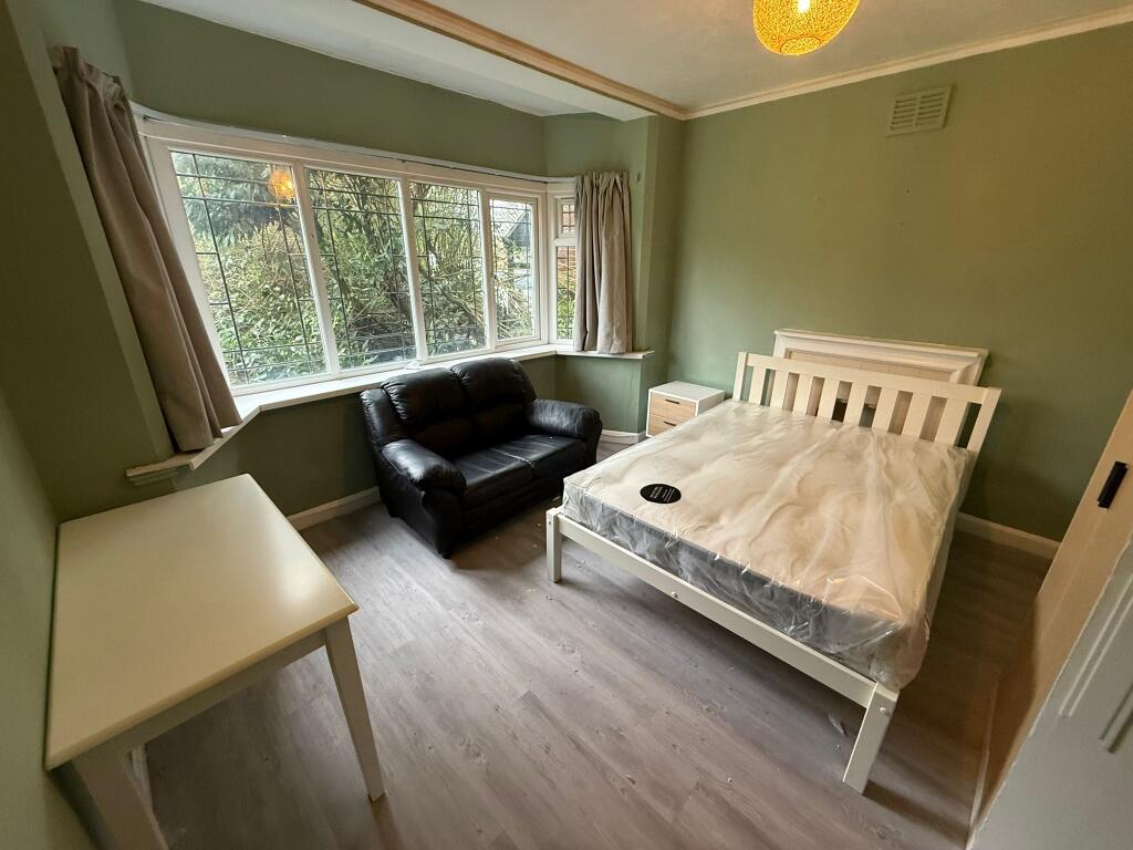 Additional image 2 of Flat 2 Weoley Court, 201 Gibbins Rd, West Midlands, B29