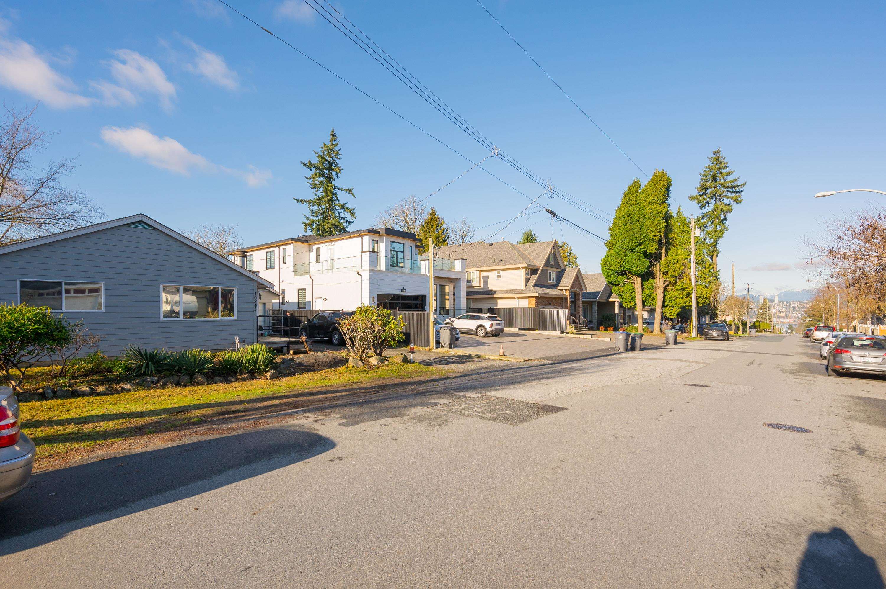 Additional image 4 of 10843 130 Street, Surrey, BC, V3T 3L9