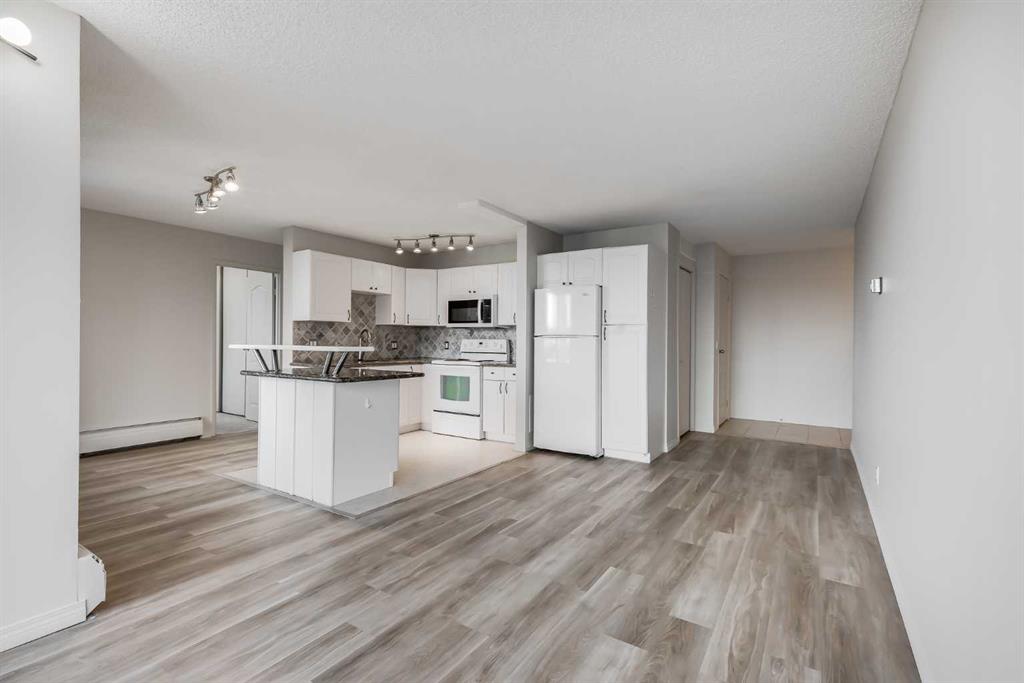 Additional image 2 of 417-738 3 Avenue SW, Calgary, AB, T2P 0J7