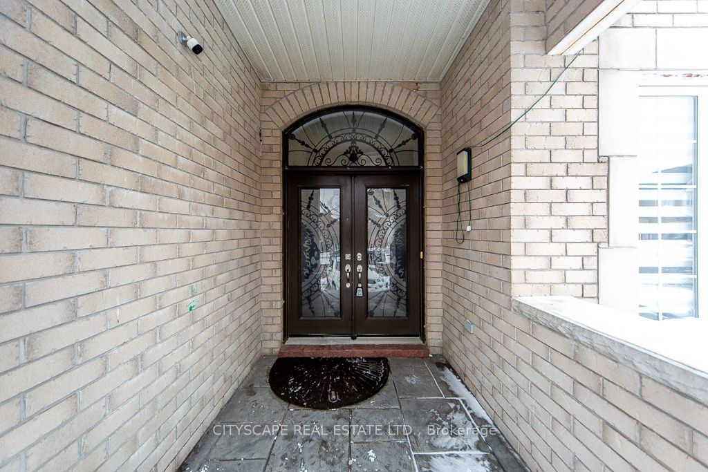 Additional image 3 of 136 Manley Avenue, Whitchurch-stouffville, ON, L4A 0C5