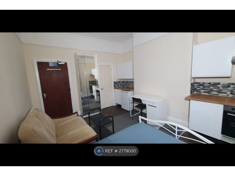 Hartington St, Derby DE23, Studio to rent