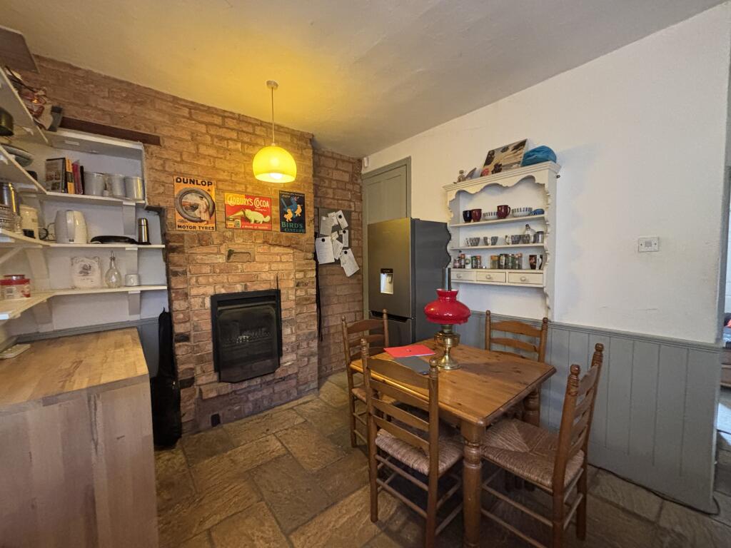 Yardley Rd, Birmingham B27 photo 5
