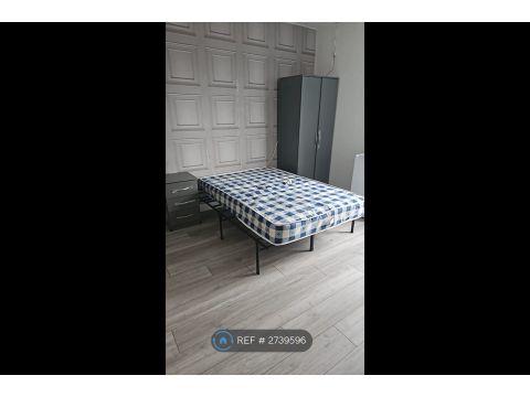 Lime Street, Wolverhampton WV3, Room to rent
