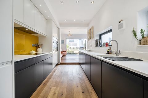 St. Barnabas Terrace, Stoke PL1