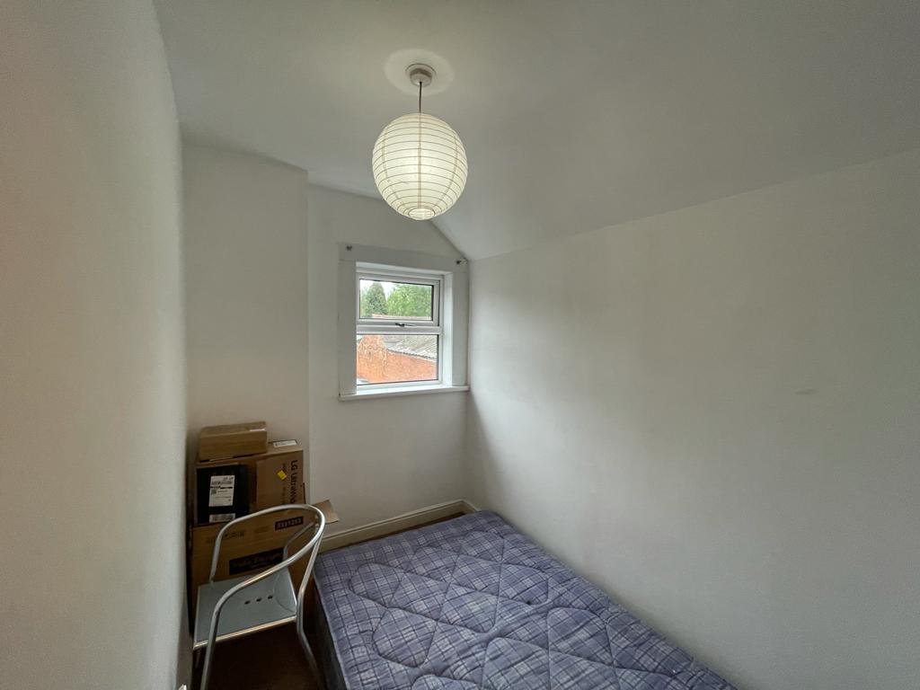 Additional image 7 of Warwards Lane - 3 bed, Selly Oak, West Midlands, B29