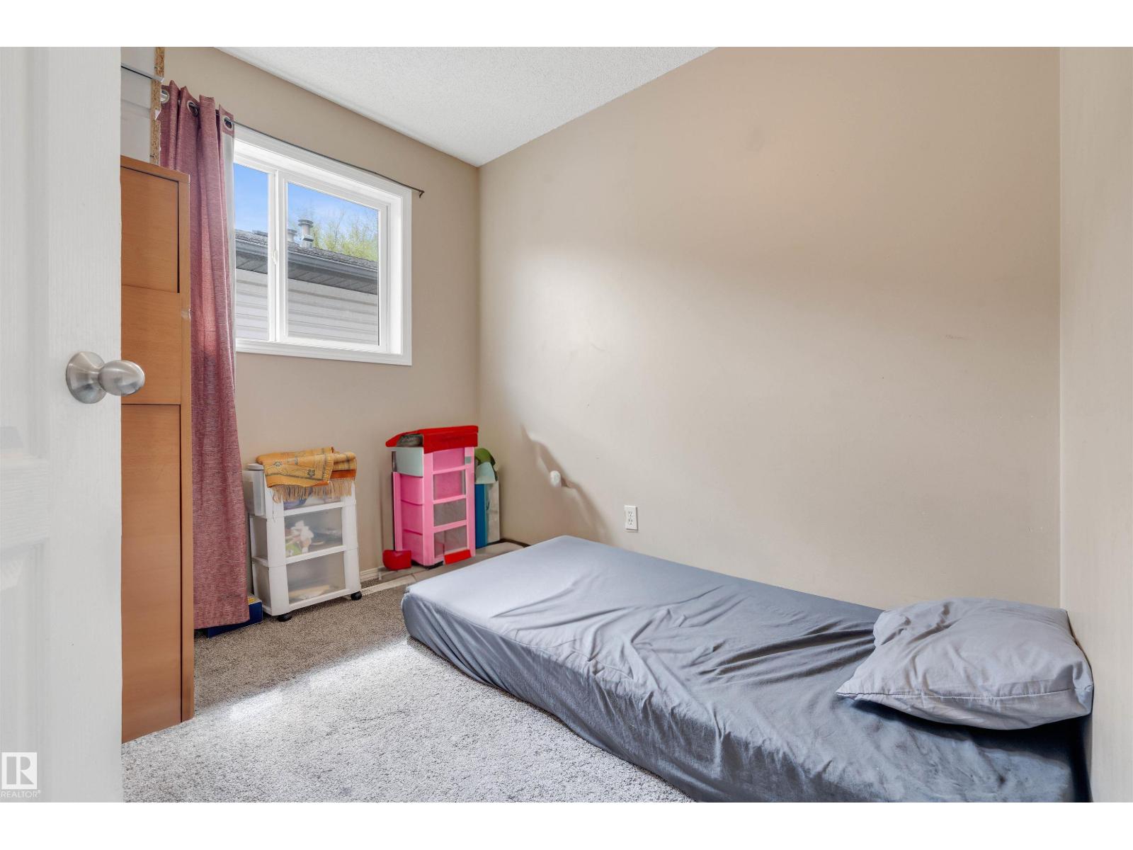 Additional image 6 of 12957-12959 117 Street NW, Edmonton, AB, T5E5J8