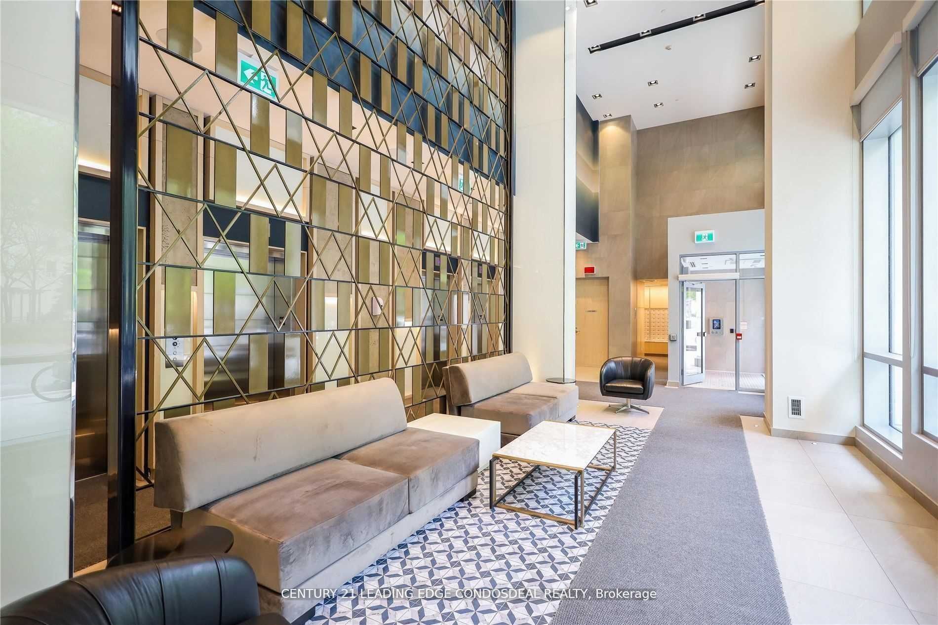 706-77 Mutual Street, Toronto, ON, M5B 0B9