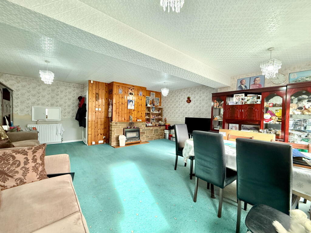 Redstone Farm Road, Hall Green photo 3