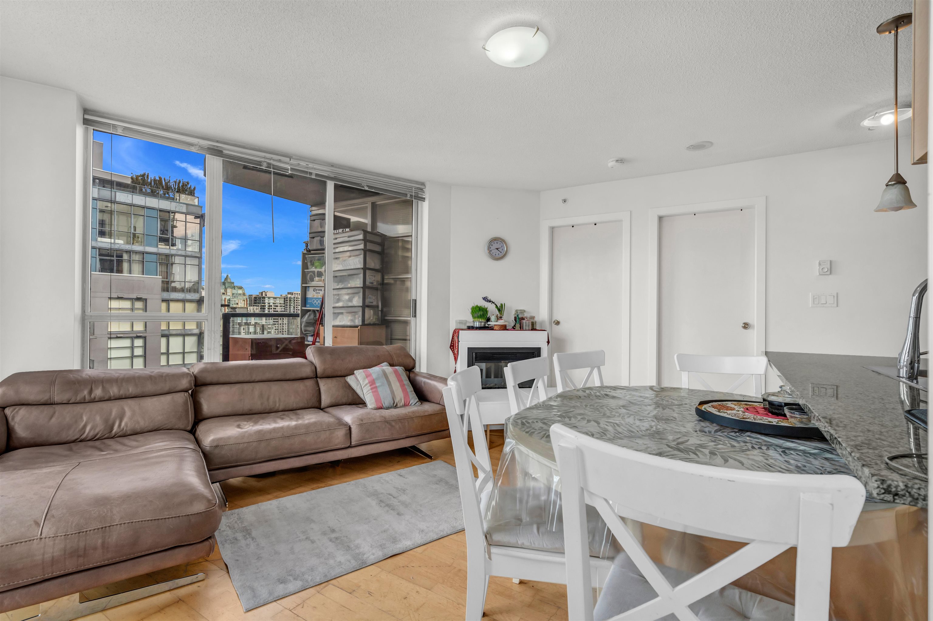 Additional image 5 of 2502-1199 Seymour Street, Vancouver, BC, V6B 1K3