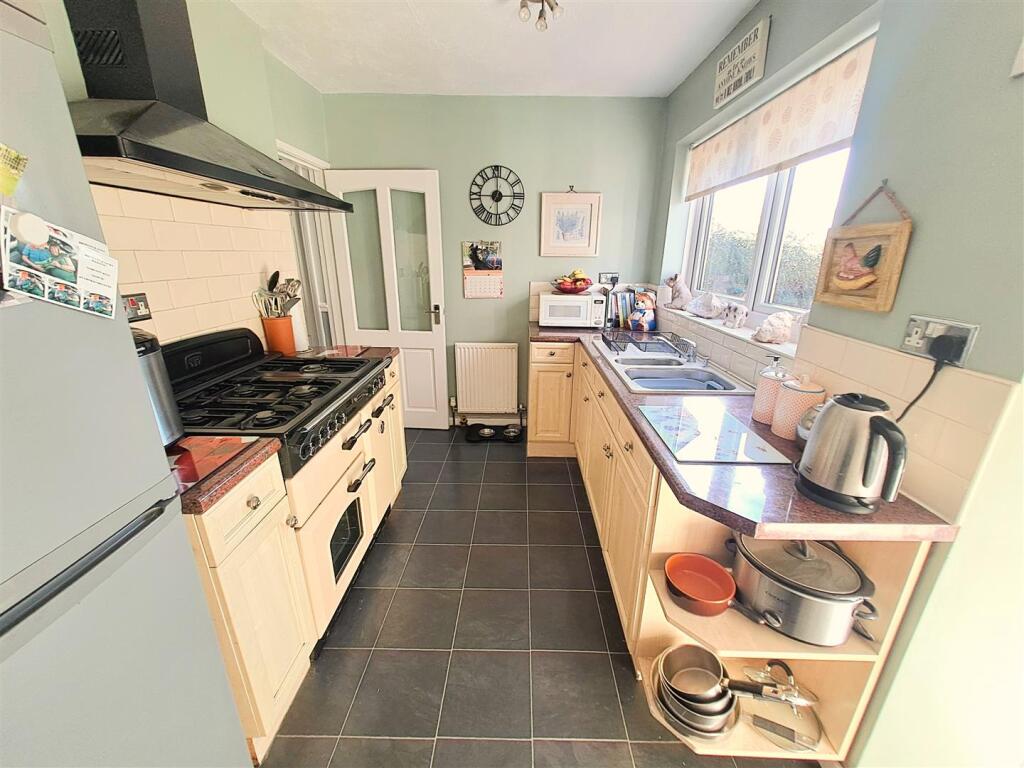 Olorenshaw Road, Sheldon, Birmingham photo 5