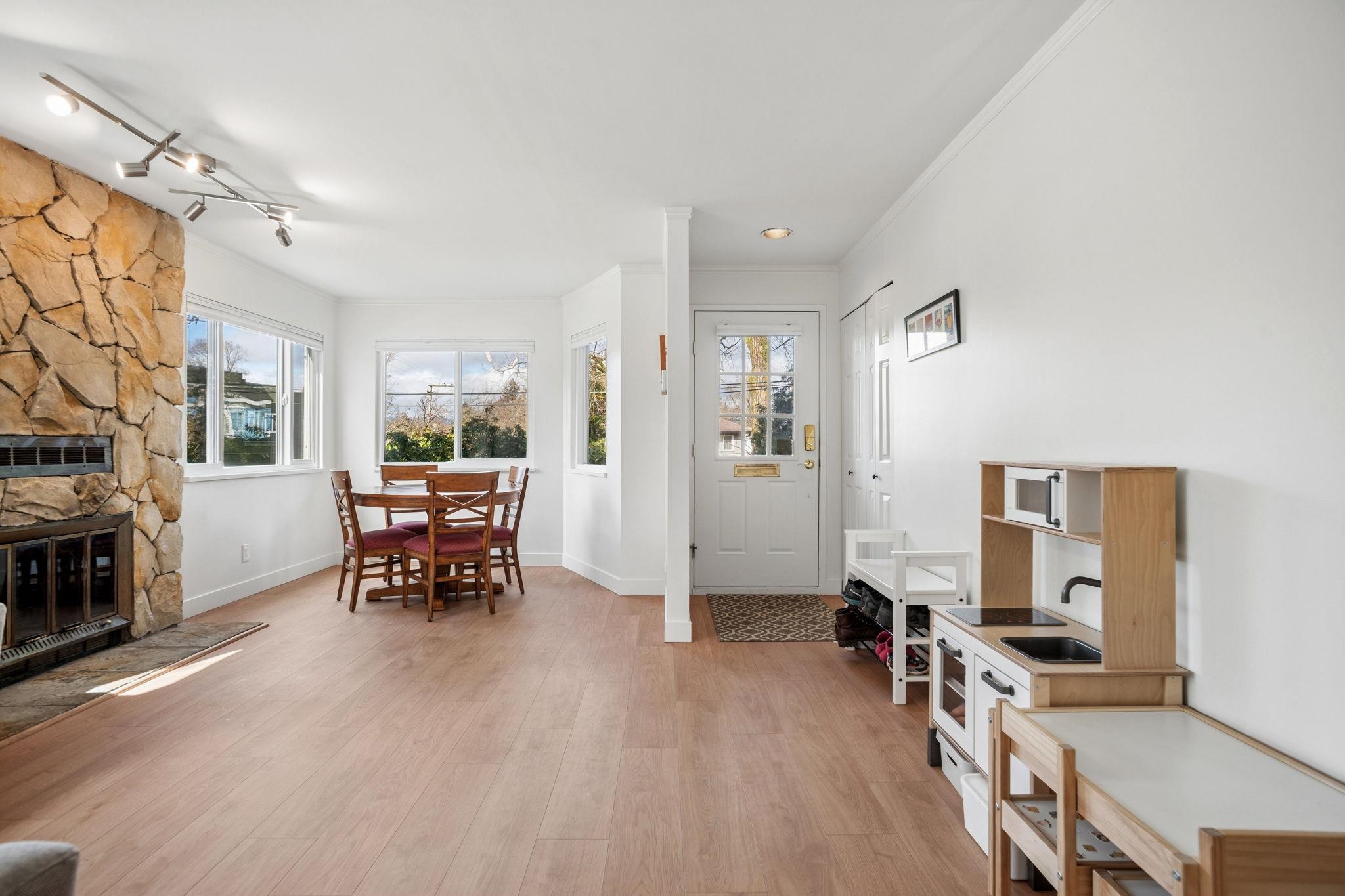 Additional image 3 of 602 13th Avenue E, Vancouver, BC, V5T 2L1