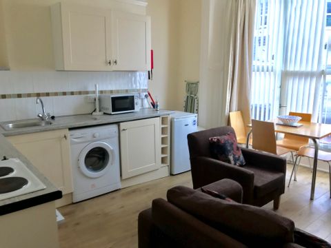 Flat 1, 12 Finsbury Terrace, Swansea SA2