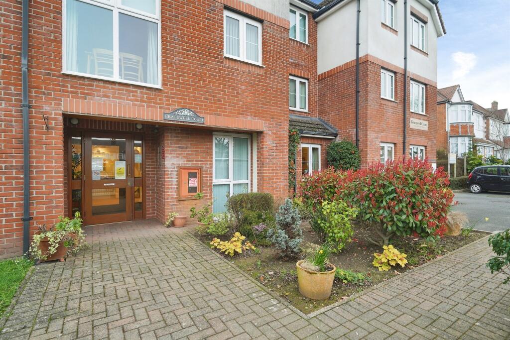 Stratford Road, Hall Green, Birmingham photo 2