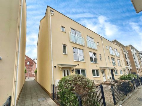 Richmond Court, Exeter EX4