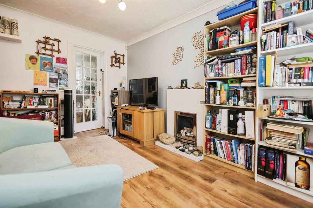 Additional image 3 of Kinwarton Close, BIRMINGHAM