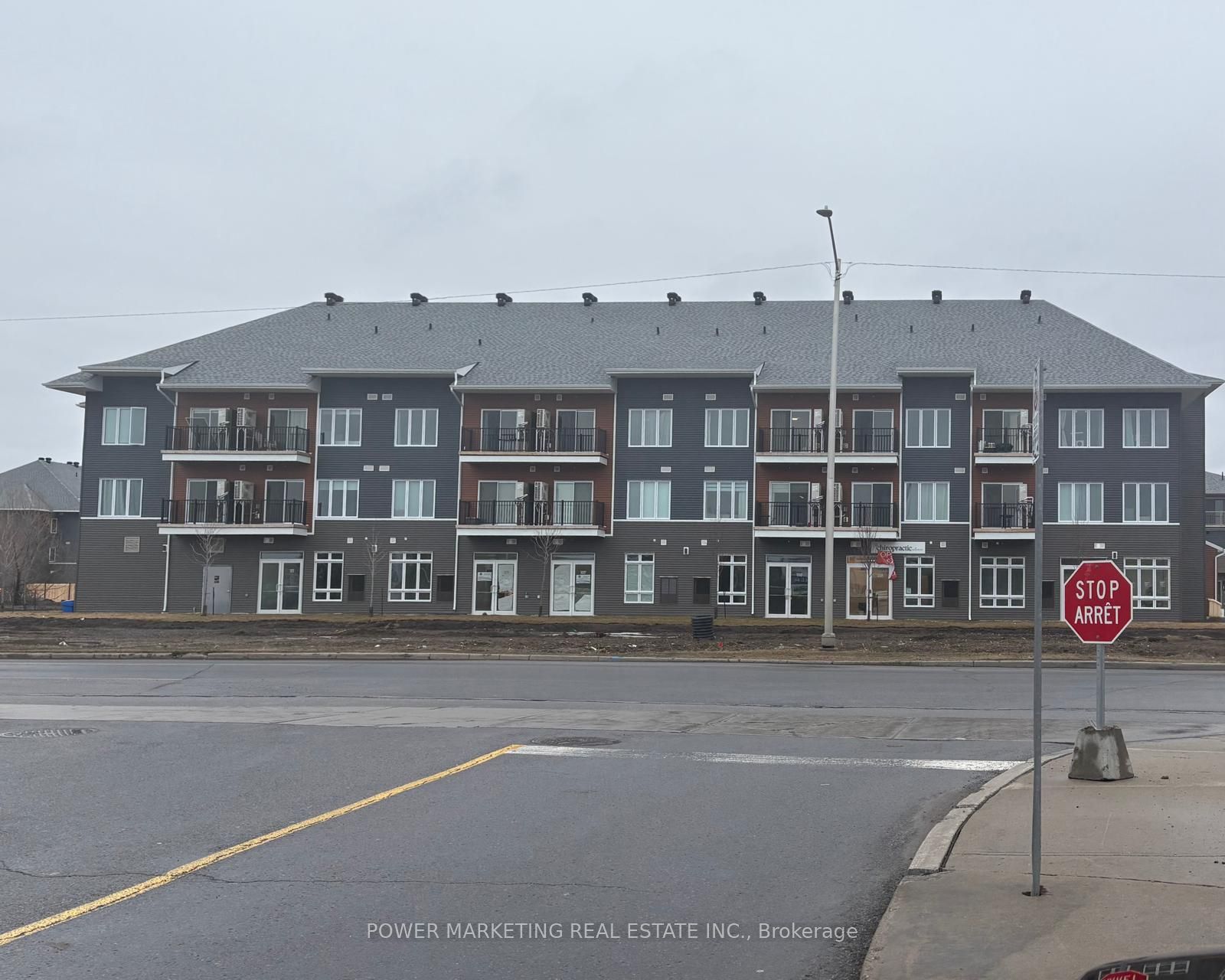 312-3600 Brian Coburn Boulevard, Ottawa, ON, K4A 5T8