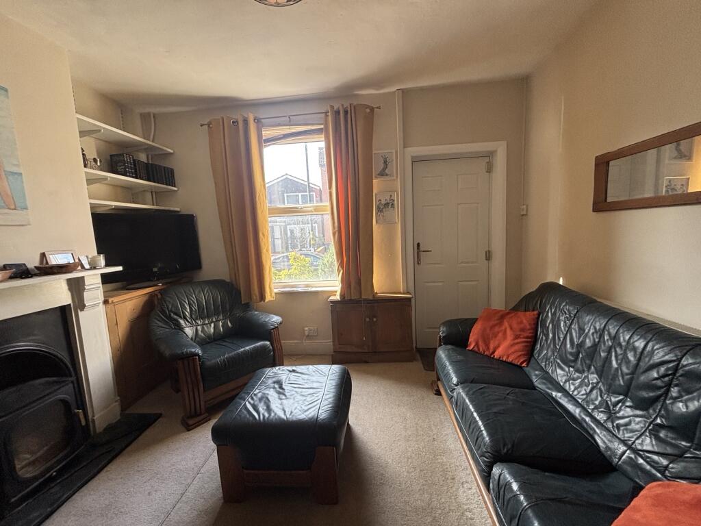 Yardley Rd, Birmingham B27 photo 3