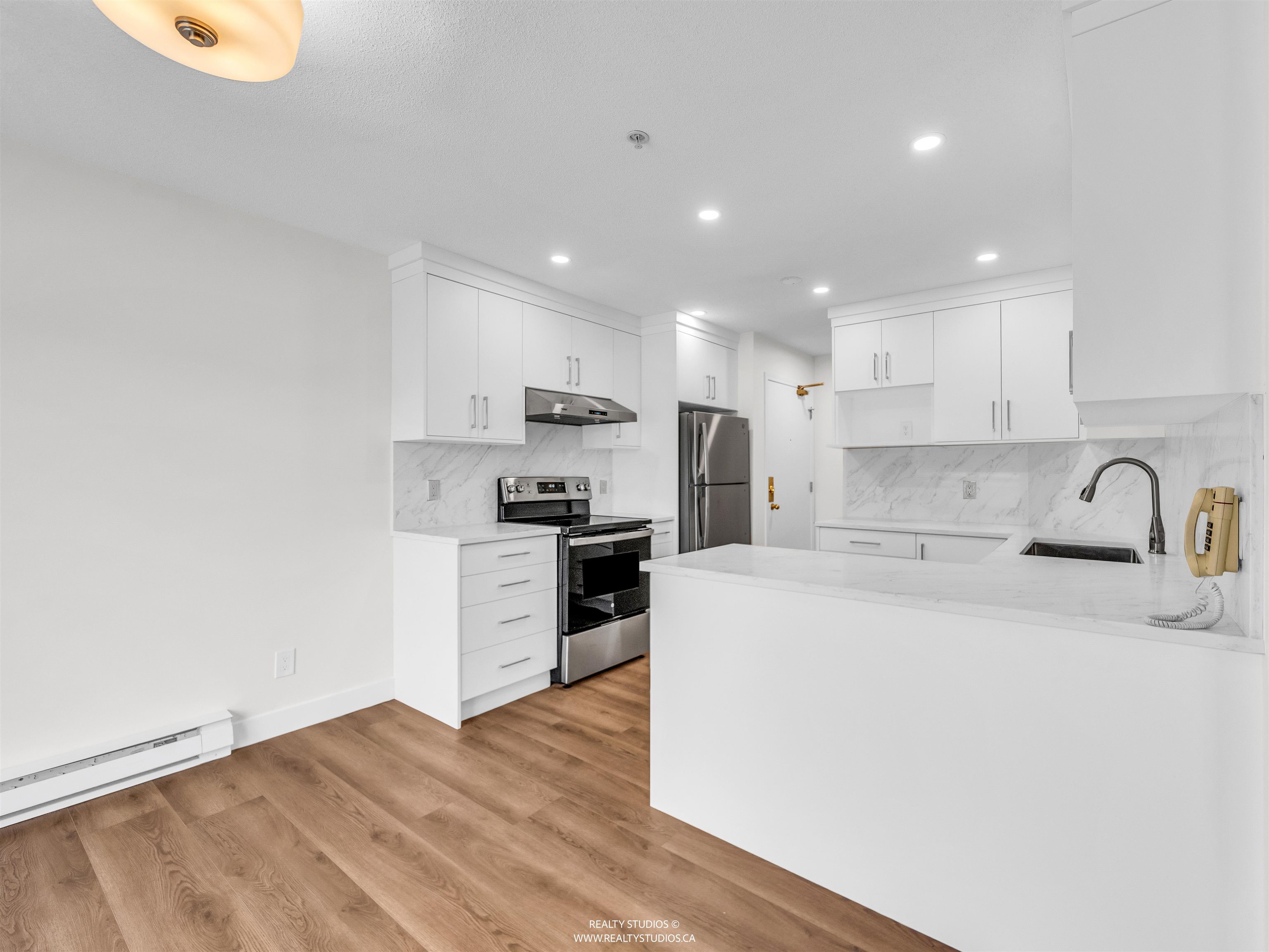Additional image 3 of 402-12130 80 Avenue, Surrey, BC, V3W 0V2
