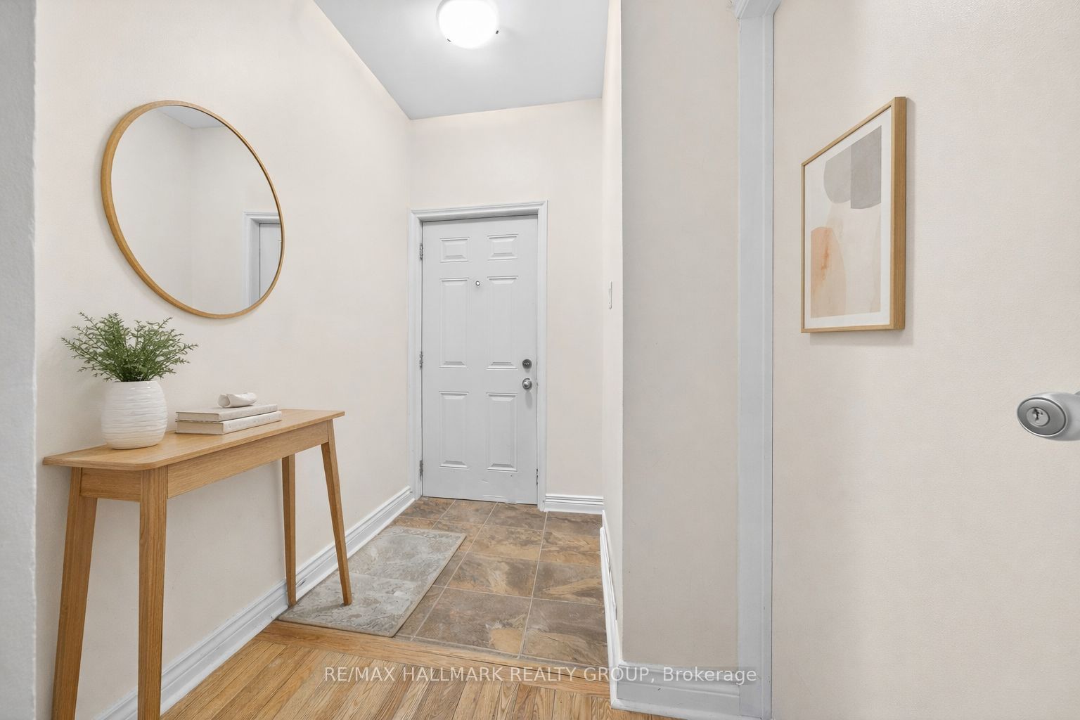 Additional image 2 of 212 Arlington Avenue, Ottawa, ON, K1R 5S9