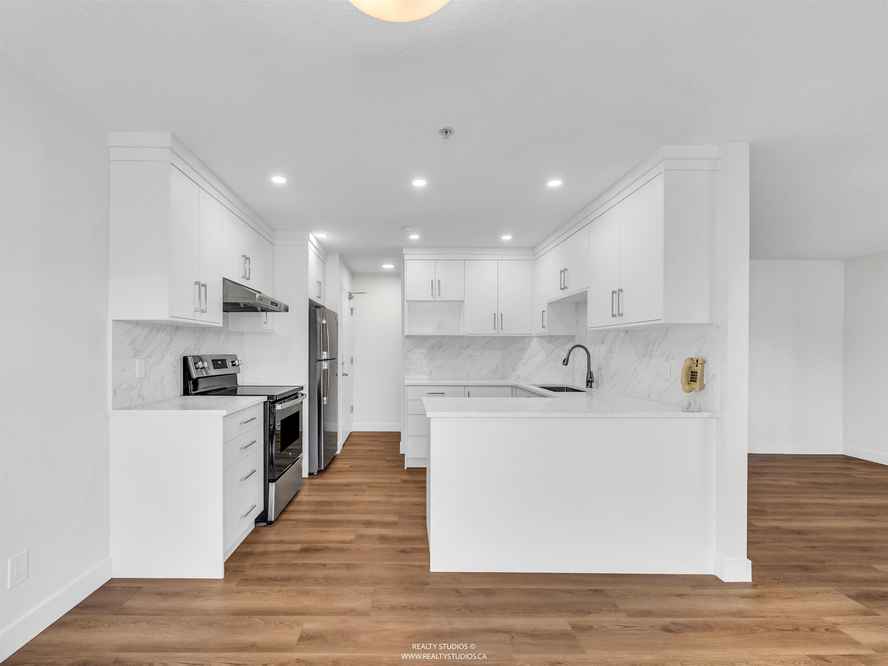 Additional image 2 of 402-12130 80 Avenue, Surrey, BC, V3W 0V2