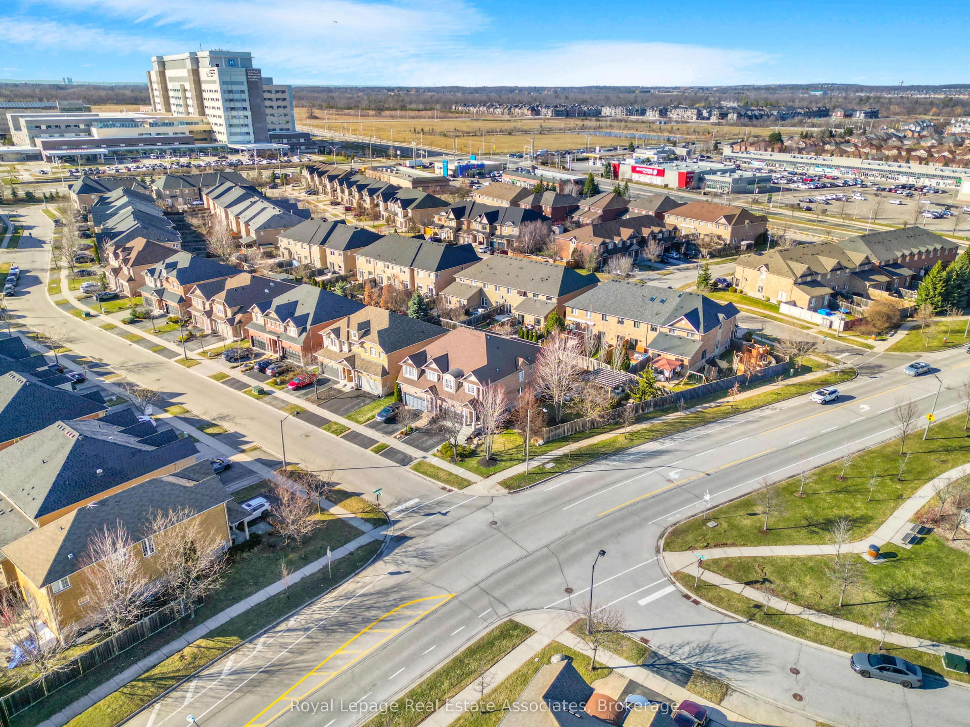 Additional image 3 of 2388 Stone Glen Crescent, Oakville, ON, L6M 0C7