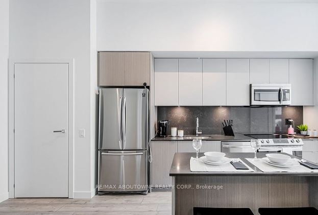 Additional image 4 of A0336-125 Bronte Road, Oakville, ON, L6L 3C1
