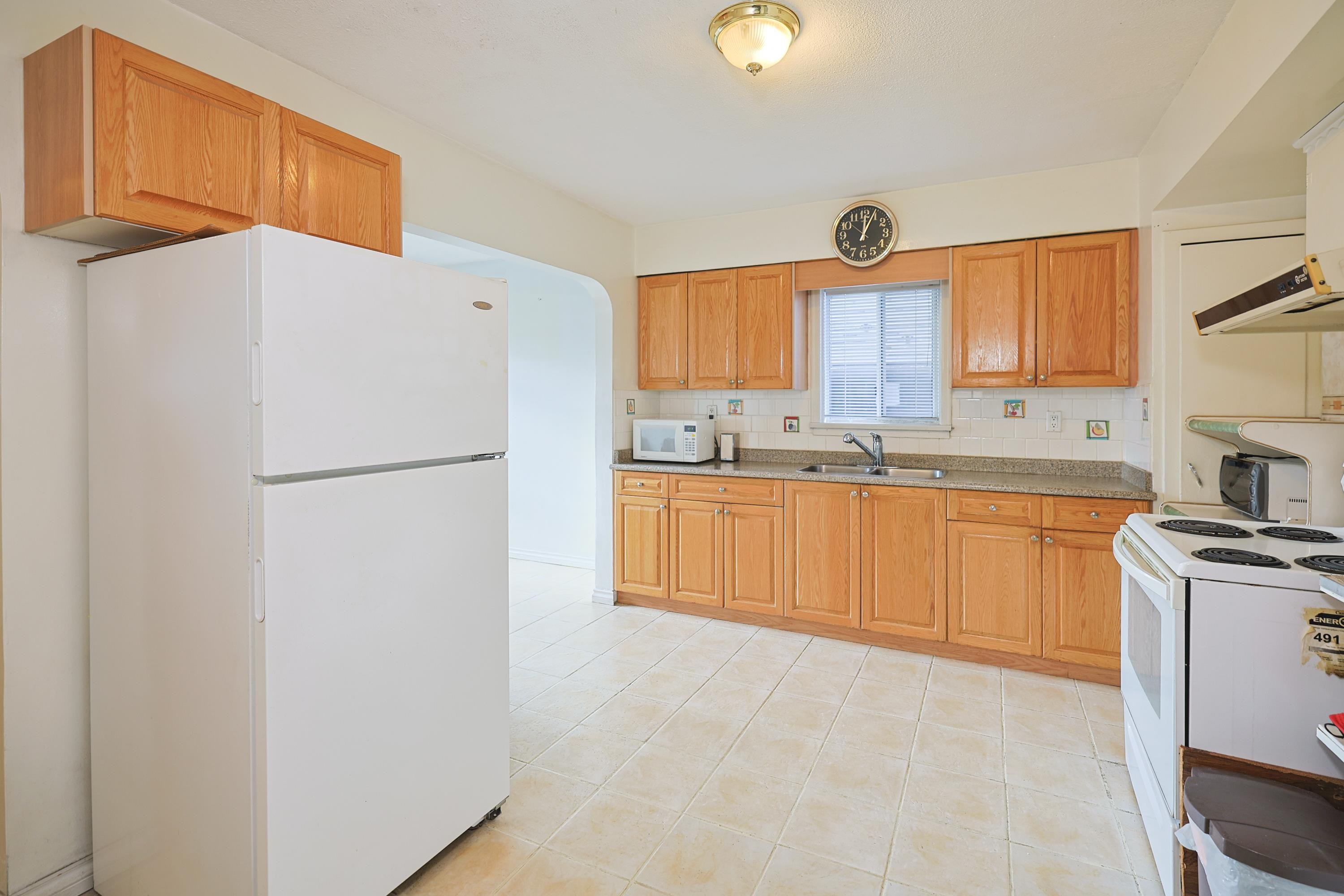 Additional image 4 of 2584 Georgia Street E, Vancouver, BC, V5K 2J7