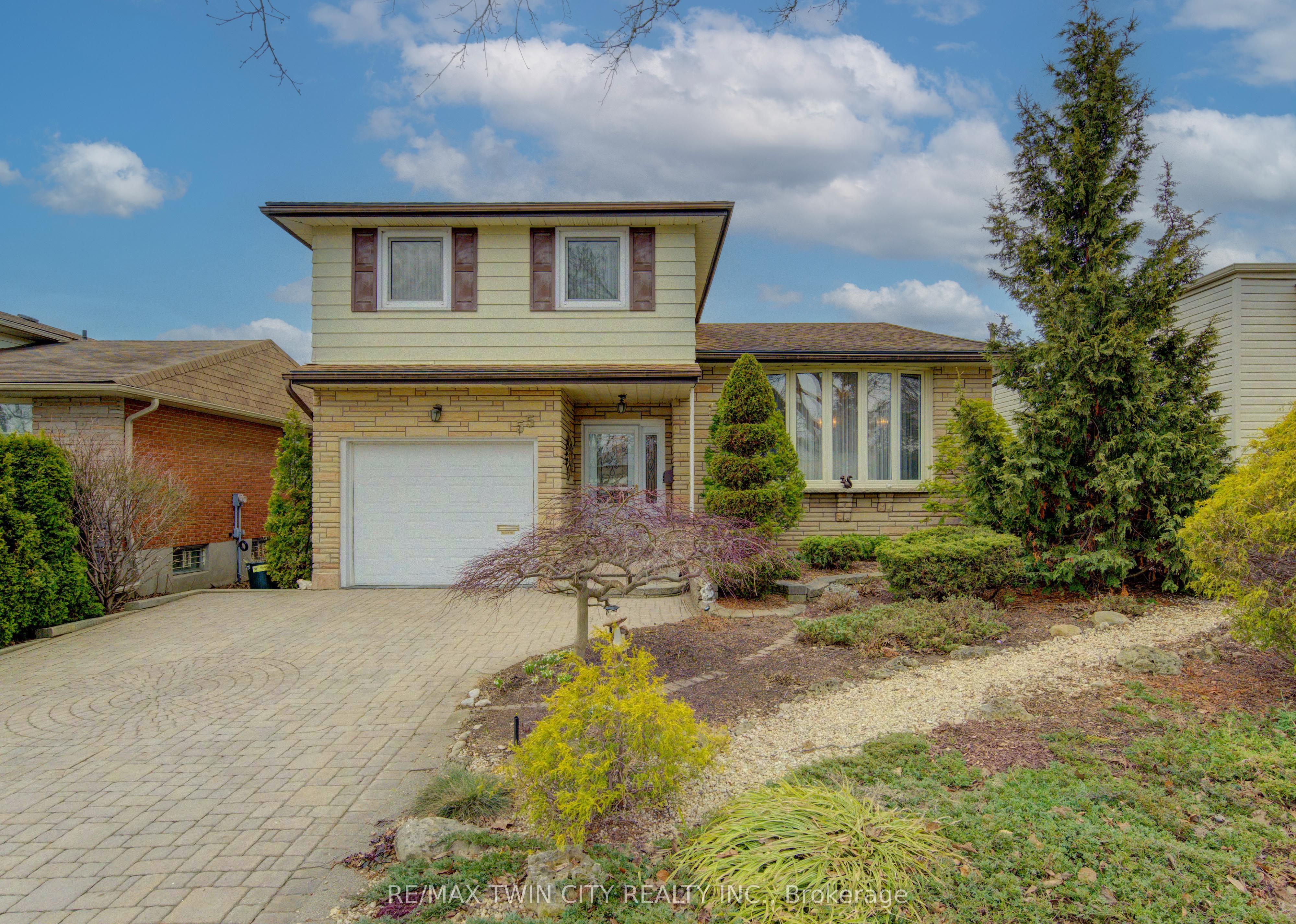 55 Coach Hill Drive, Kitchener, ON, N2E 1N7