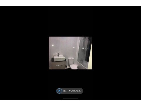 St Helen's Avenue, Swansea SA1