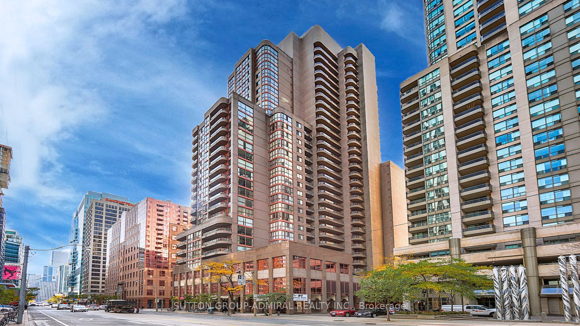 2507-736 Bay Street, Toronto, ON, M5G 1N6