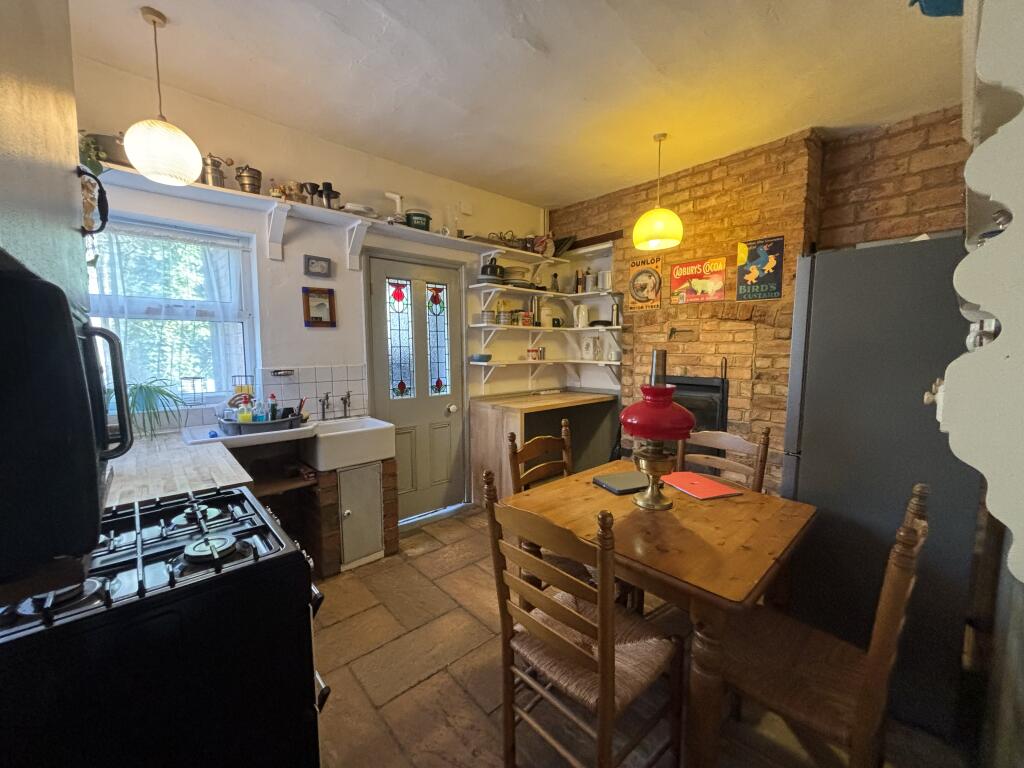Yardley Rd, Birmingham B27 photo 4