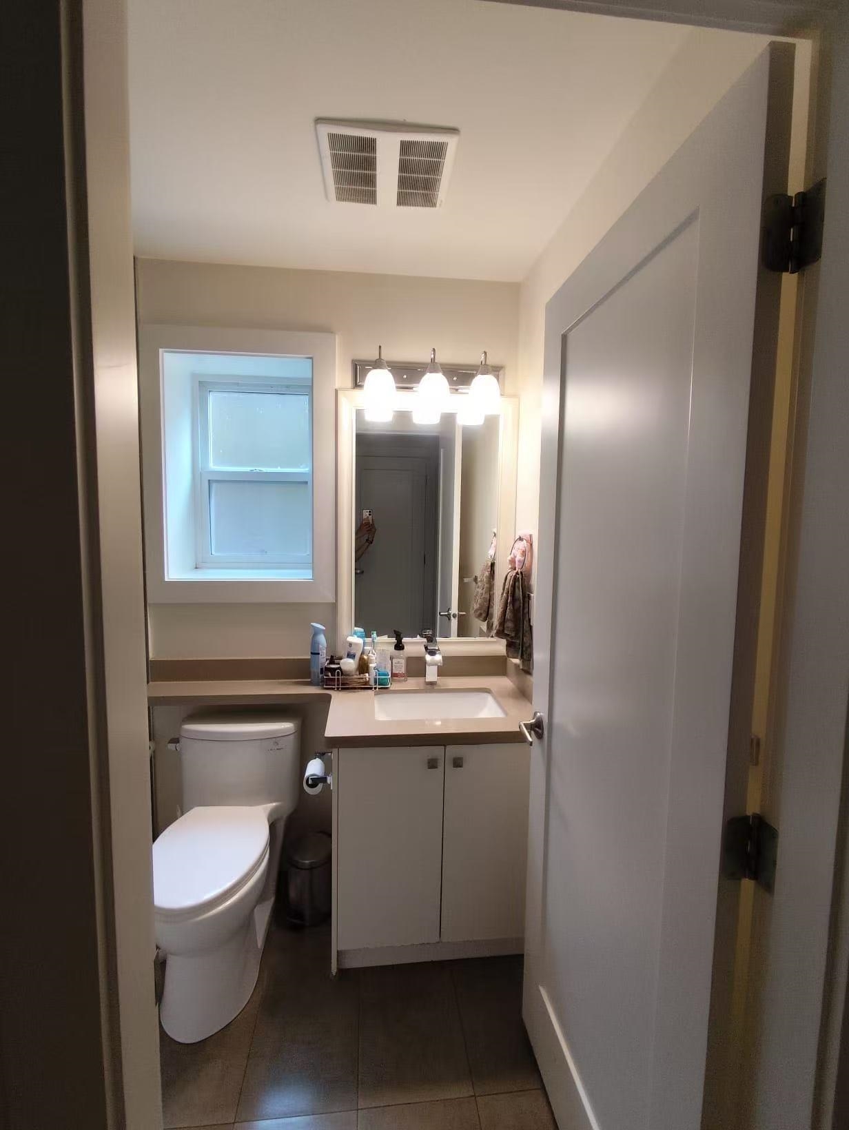 Additional image 5 of Lower Suite-809 Twenty First Street, New Westminster, BC, V3M 4Y1