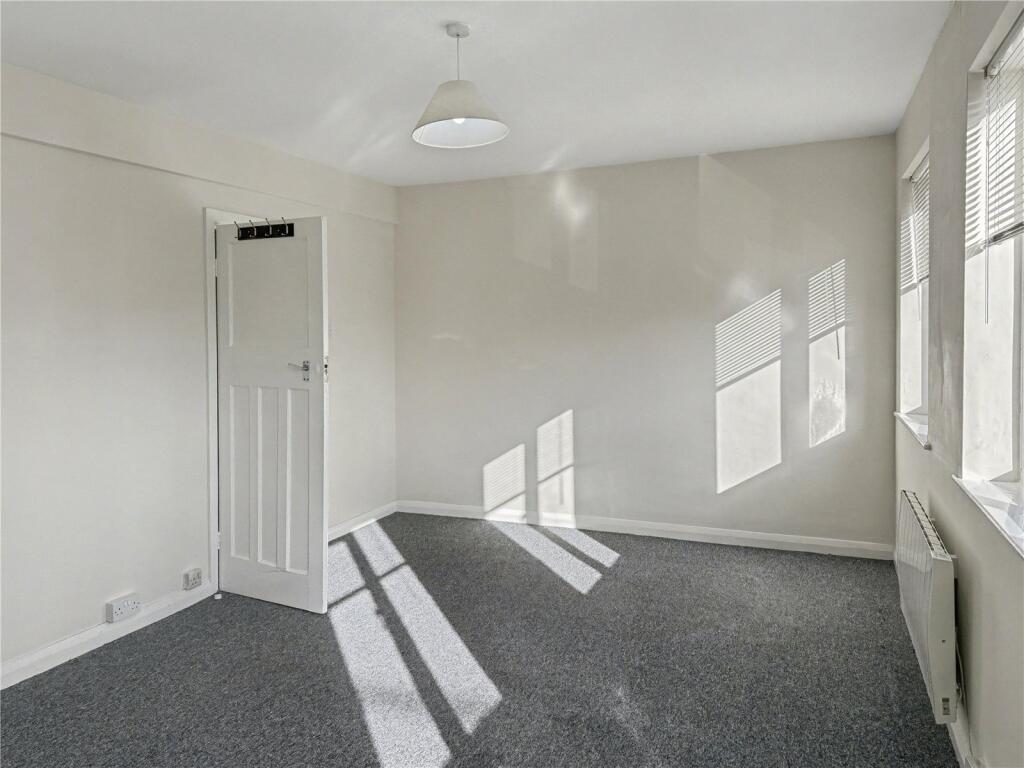 Coventry Road, Sheldon, Birmingham, West Midlands, B26 photo 4