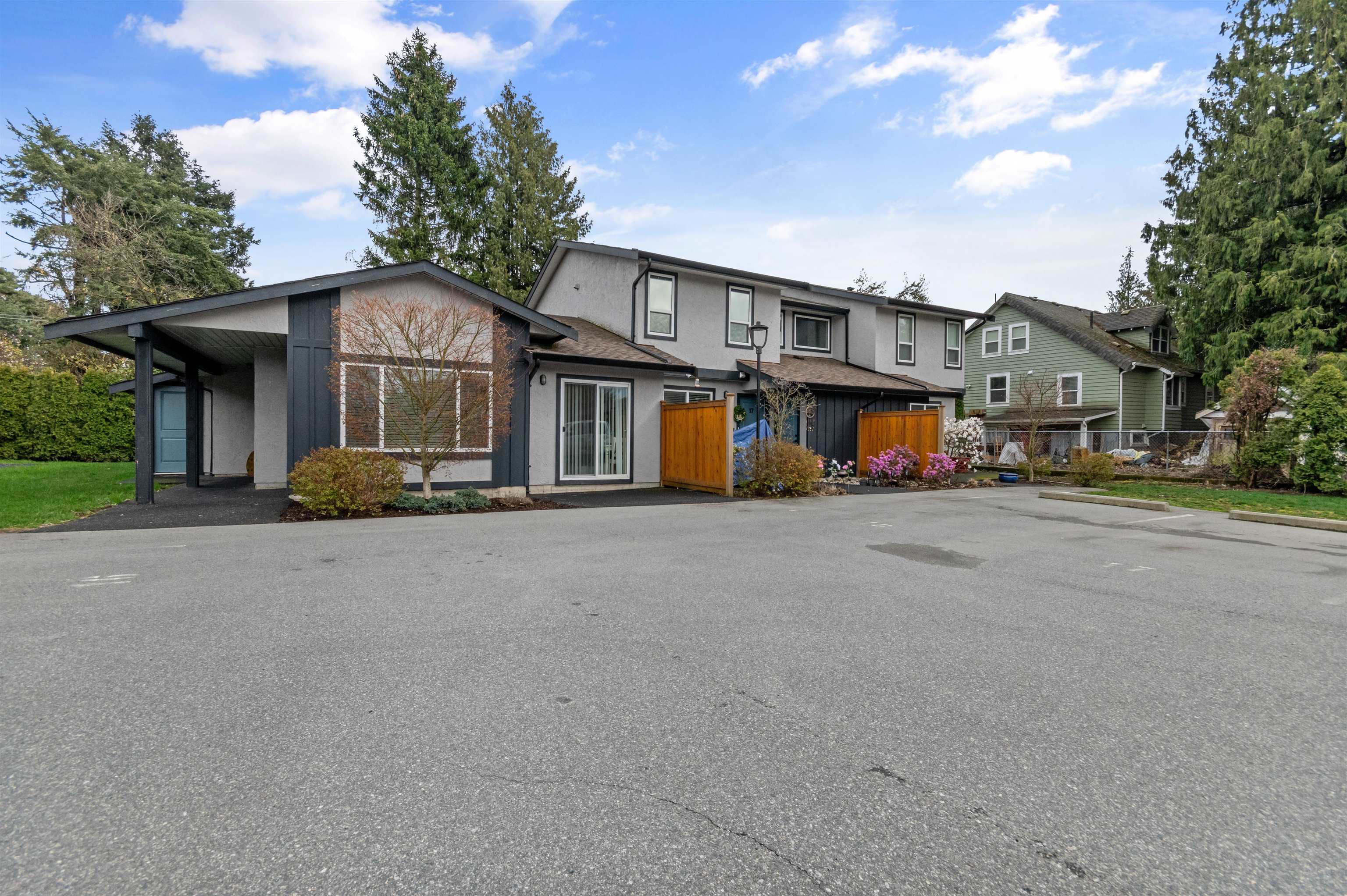 10-45927 Lewis Avenue, Chilliwack, BC, V2P 3C3 photo 2