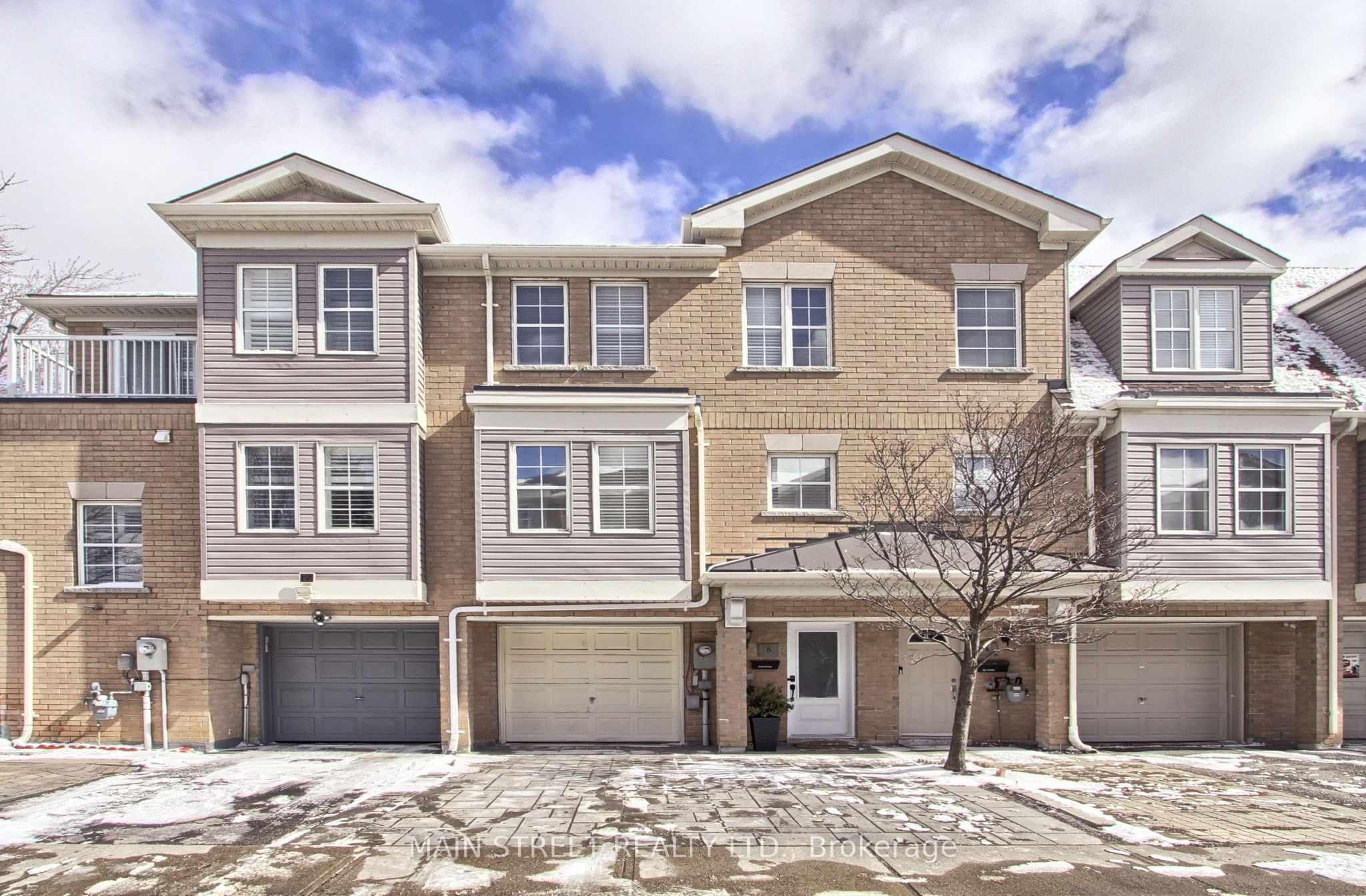 6 Archibald Mews, Toronto, ON, M1P 0A4