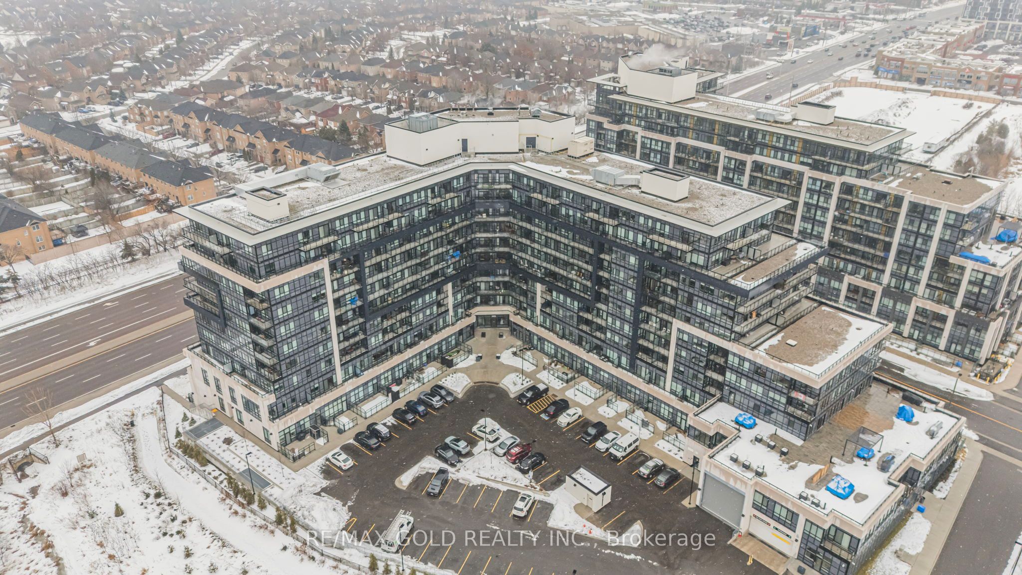 Additional image 2 of 117-395 Dundas Street W, Oakville, ON, L6M 5R8