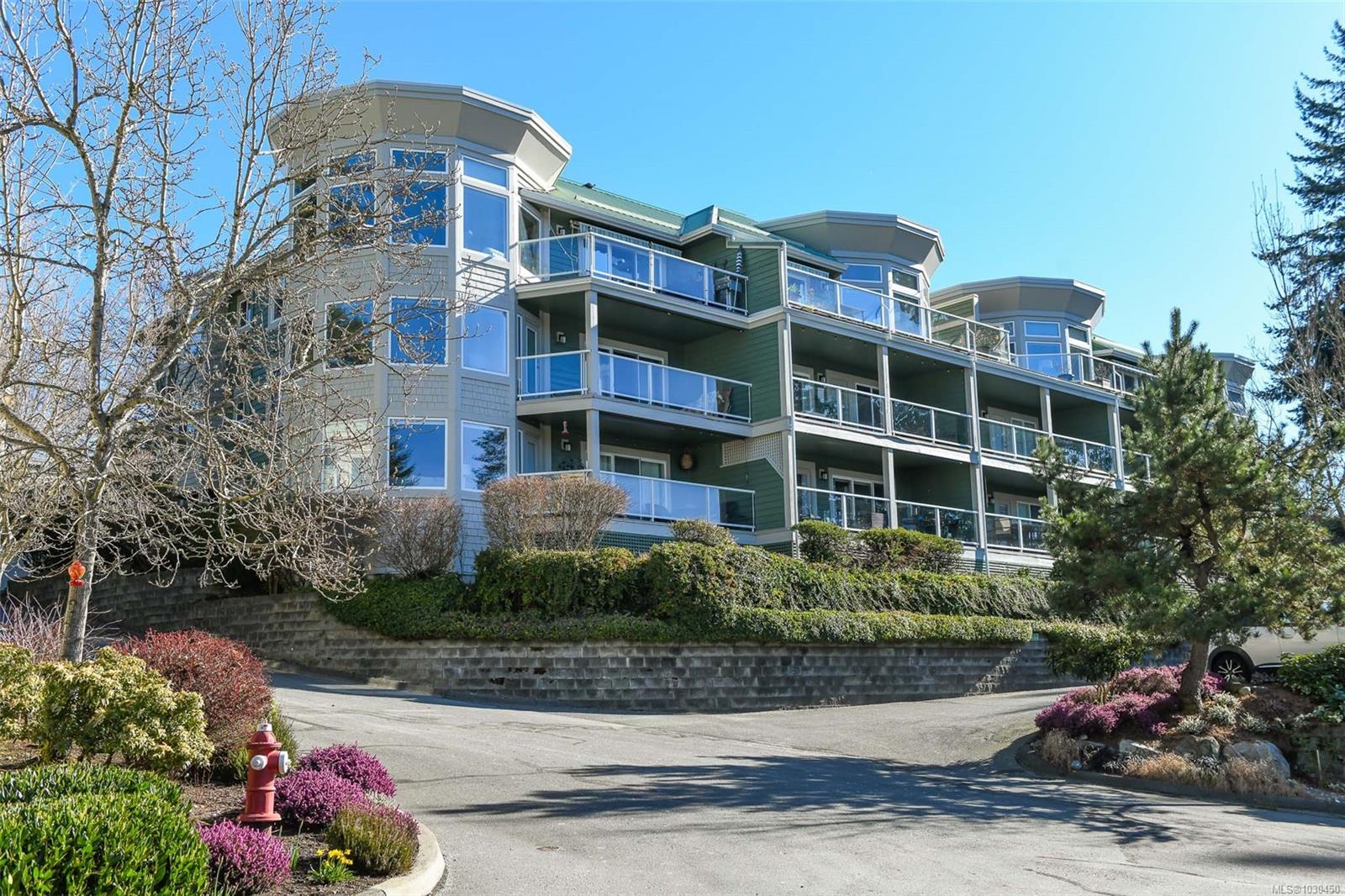 503-2275 Comox Avenue, Comox, BC, V9M 1X6