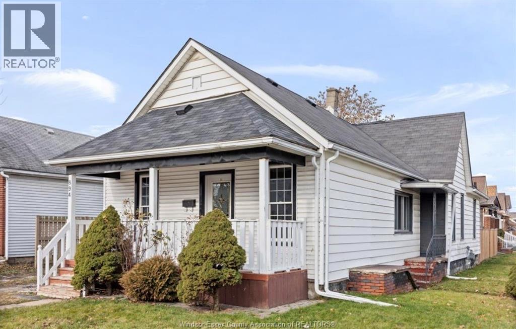 894 University Avenue, Windsor, ON, N9A2Z9