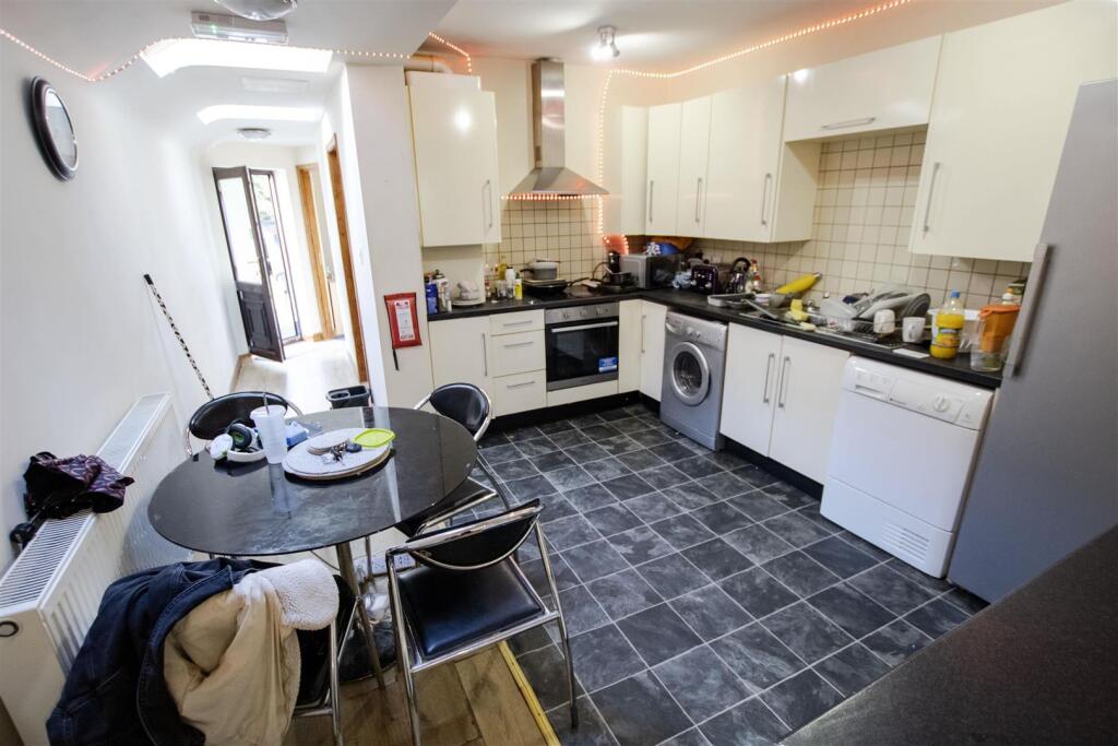 Tiverton Road, Birmingham, West Midlands, B29 photo 3