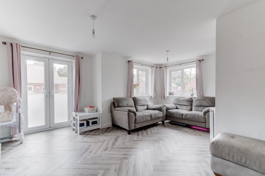 Additional image 3 of Willow Croft, Birmingham, West Midlands, B38