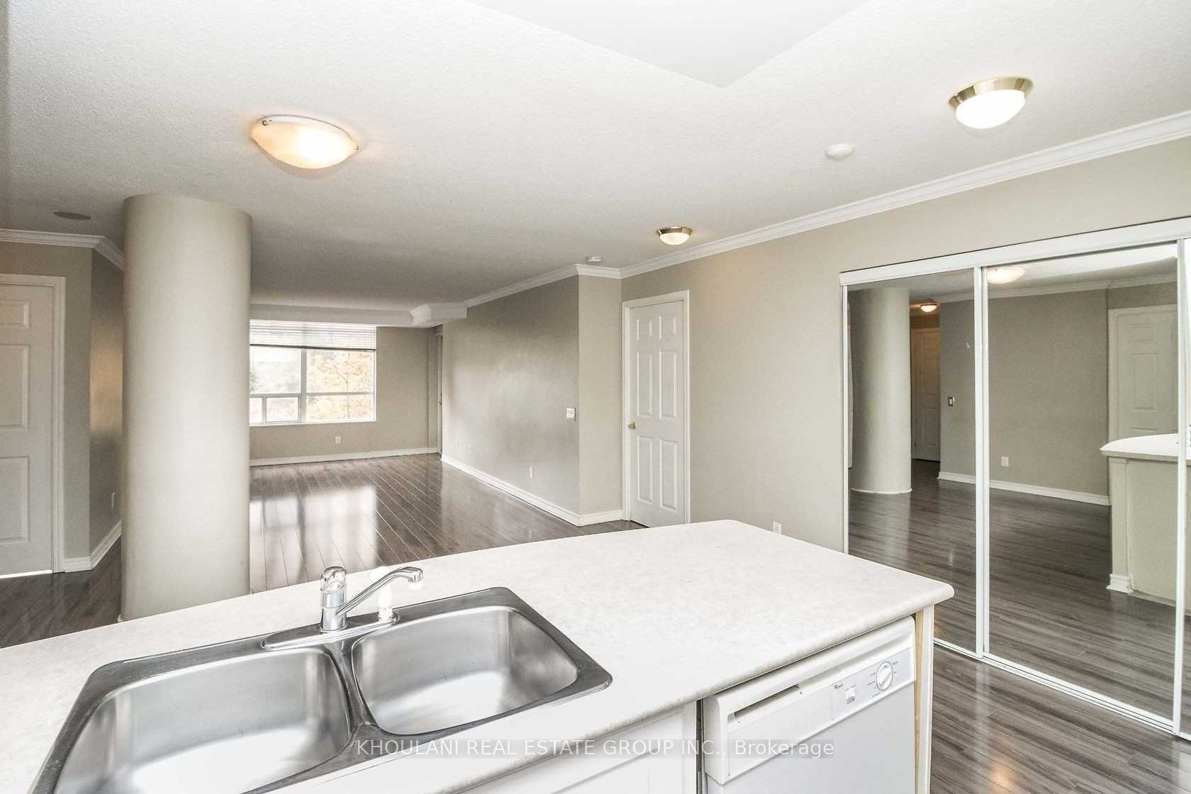 Additional image 5 of 312-35 Kingsbridge Garden Circle, Mississauga, ON, L5R 3Z5