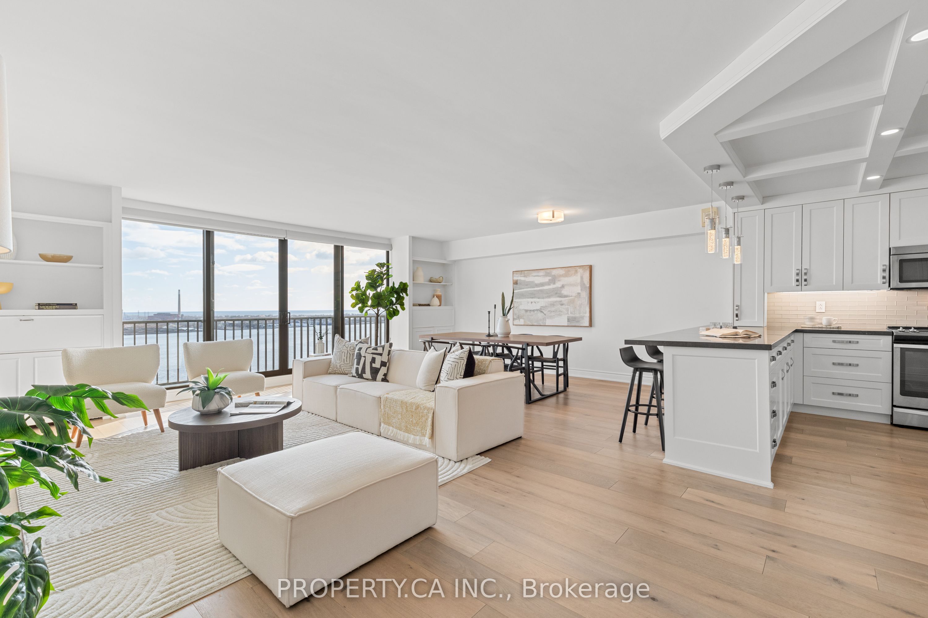 2804-33 Harbour Square, Toronto, ON, M5J 2G2 photo 2
