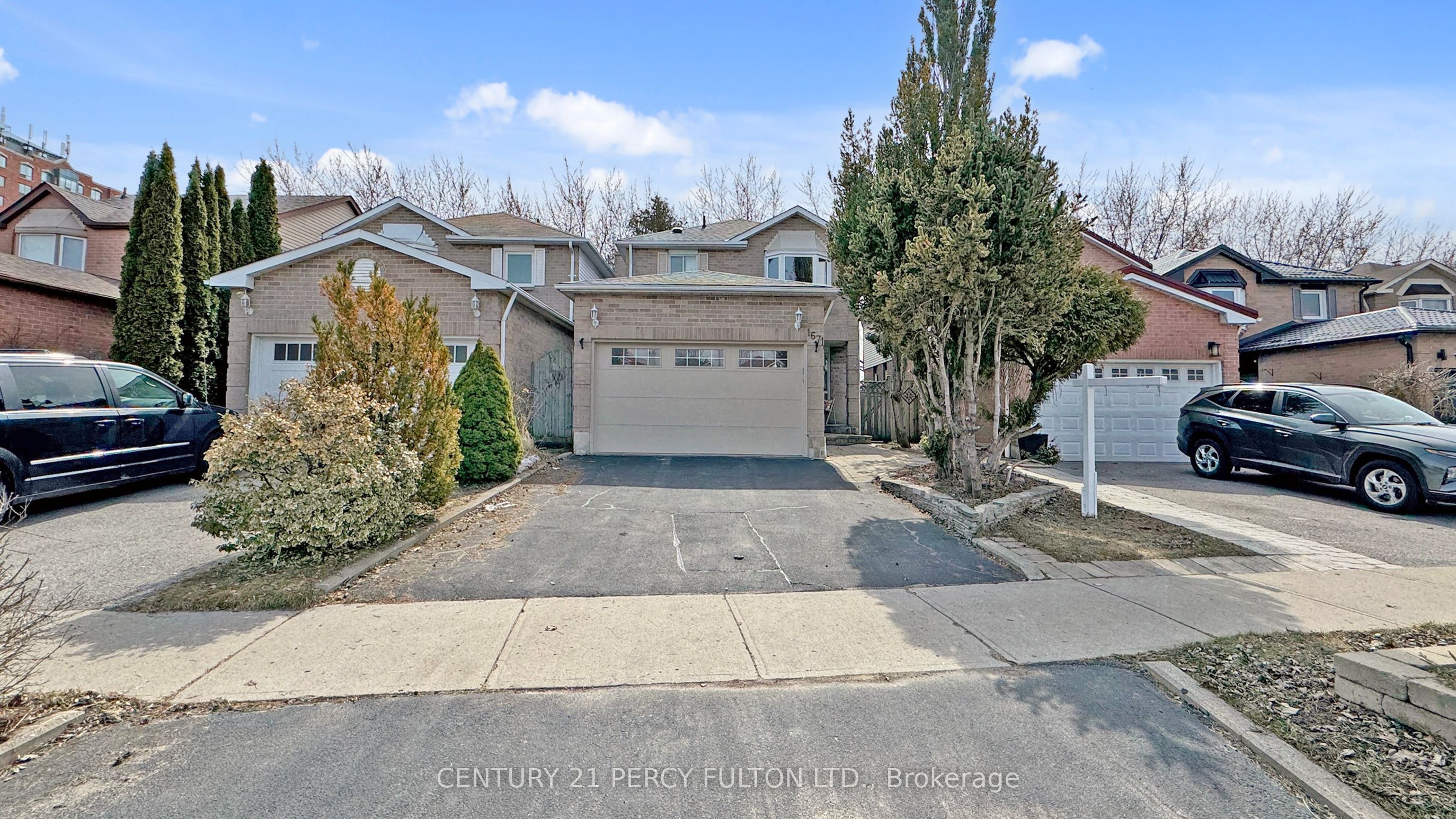 1671 Portland Court, Pickering, ON, L1V 5L5