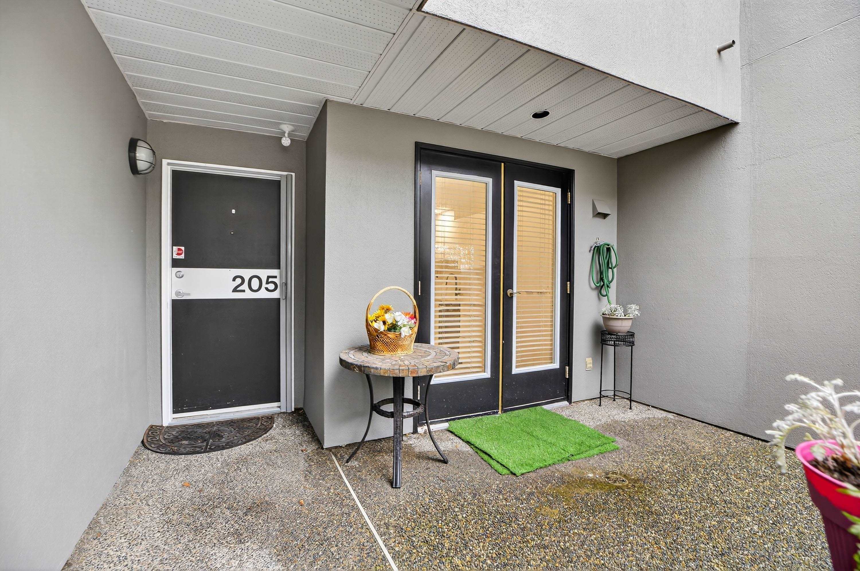 Additional image 5 of 205-3151 Woodbine Drive, North Vancouver, BC, V7R 2S4