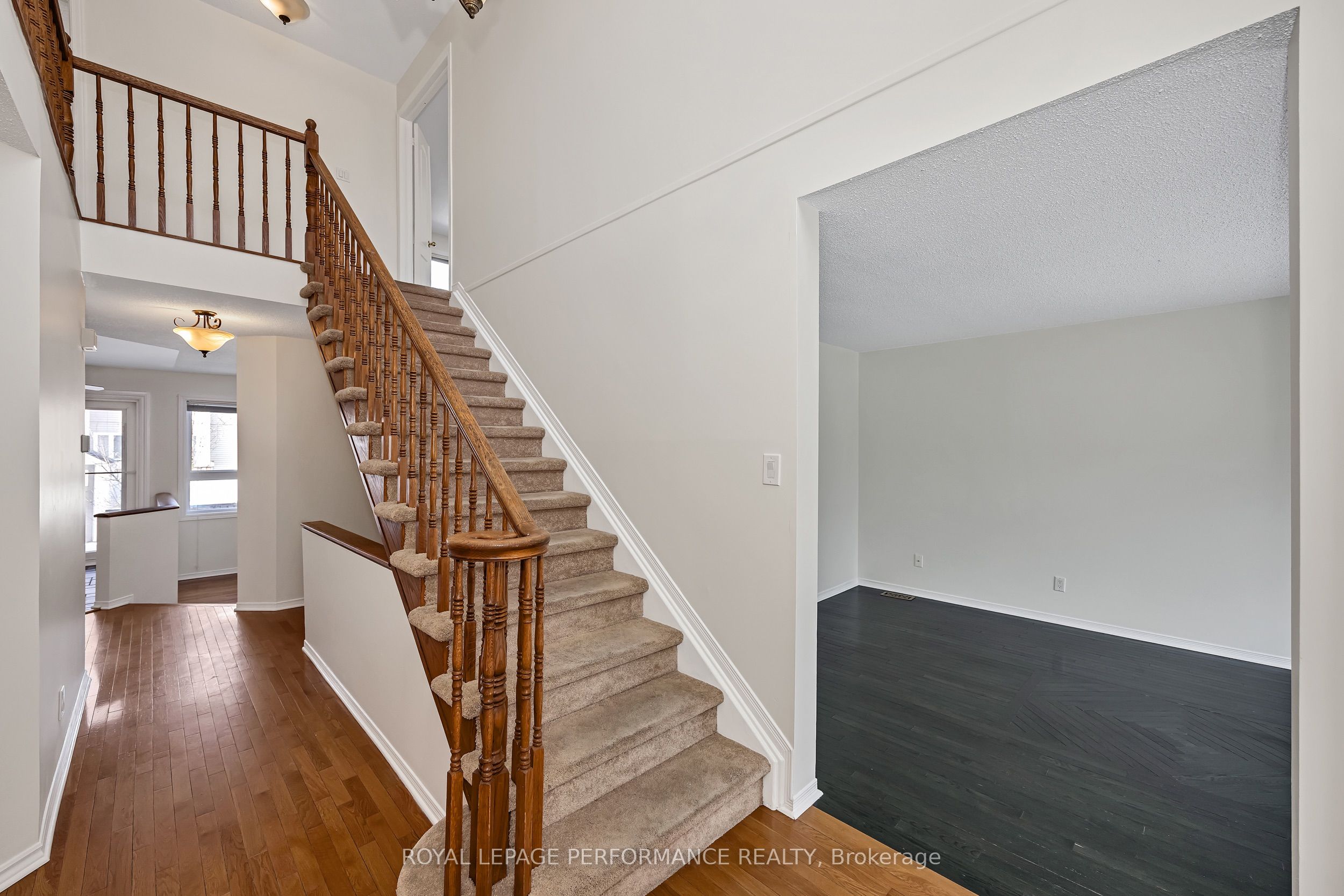 Additional image 3 of 2023 Rolling Brook Drive, Ottawa, ON, K1W 1C9